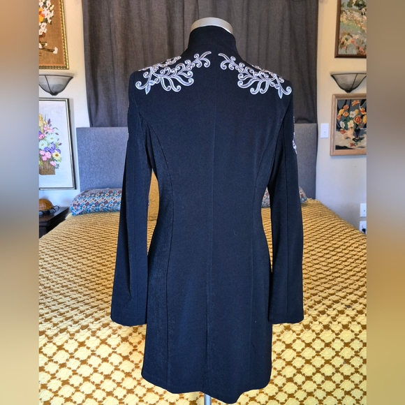Black Embroidered Open Blazer - Picture 5 of 10